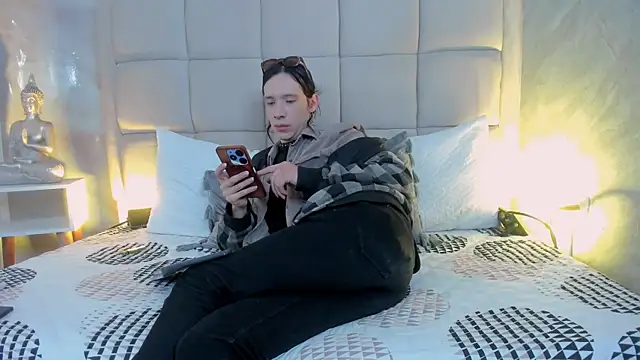 Hecatee 77 online show from January 16, 7:51 pm