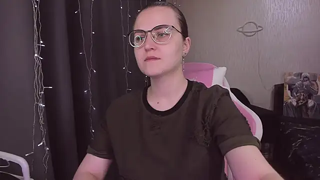 MissBrightShine online show from October 22, 10:26 am