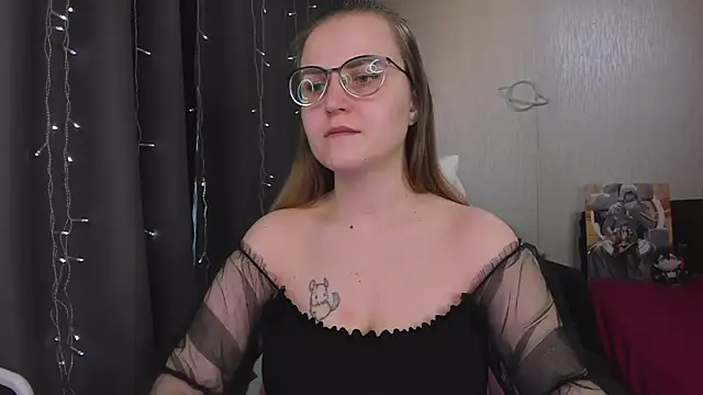 MissBrightShine online show from March 6, 11:28 am