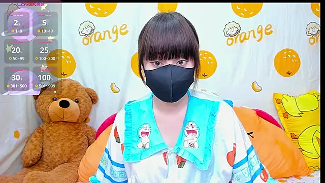 alonelove   online show from October 18, 2:25 am