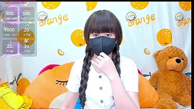 alonelove   online show from October 28, 2:37 am