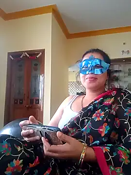 Snapshot of SANJU5888 chatting on December 13, 8:51 am SANJU5888 online show from December 13, 8:51 am