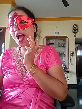 Snapshot of SANJU5888 chatting on December 14, 5:51 am SANJU5888 online show from December 14, 5:51 am