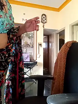 Snapshot of SANJU5888 chatting on January 9, 4:41 am SANJU5888 online show from January 9, 4:41 am