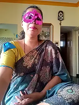 Snapshot of SANJU5888 chatting on January 13, 3:34 am SANJU5888 online show from January 13, 3:34 am