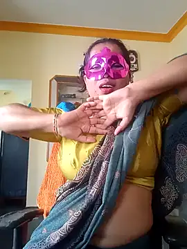 Snapshot of SANJU5888 chatting on January 13, 6:38 am SANJU5888 online show from January 13, 6:38 am