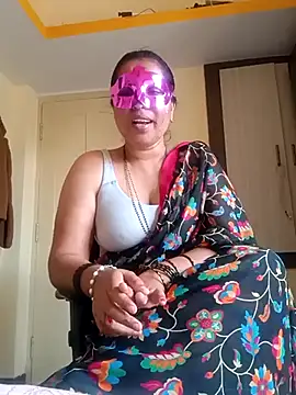 Snapshot of SANJU5888 chatting on March 9, 10:19 am SANJU5888 online show from March 9, 10:19 am