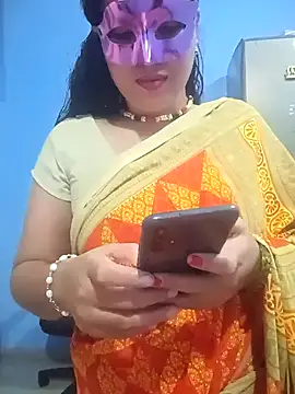 Snapshot of SANJU5888 chatting on December 1, 7:13 am SANJU5888 online show from December 1, 7:13 am