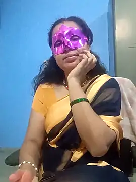 Snapshot of SANJU5888 chatting on January 17, 7:13 am SANJU5888 online show from January 17, 7:13 am