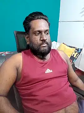 Rayansmith  online show from February 10, 2:21 pm