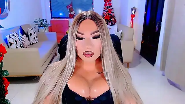 Snapshot of 9InchsPunisherXXX chatting on December 6, 10:41 pm 9InchsPunisherXXX online show from December 6, 10:41 pm