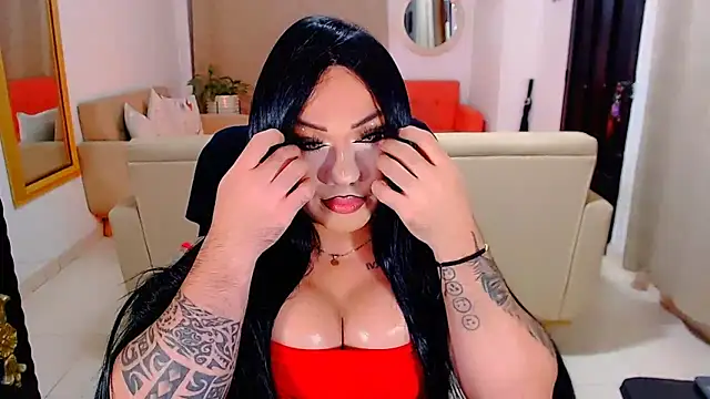 Snapshot of 9InchsPunisherXXX chatting on January 21, 12:25 am 9InchsPunisherXXX online show from January 21, 12:25 am