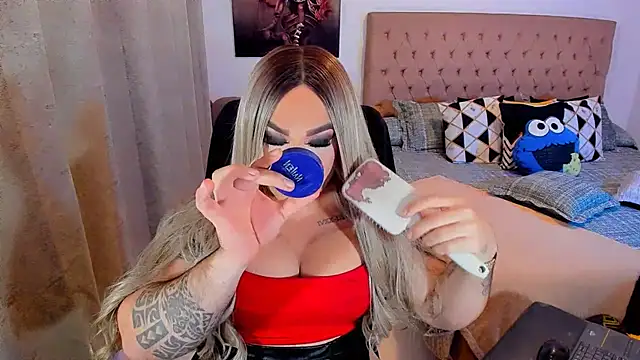 Snapshot of 9InchsPunisherXXX chatting on February 12, 12:48 am 9InchsPunisherXXX online show from February 12, 12:48 am