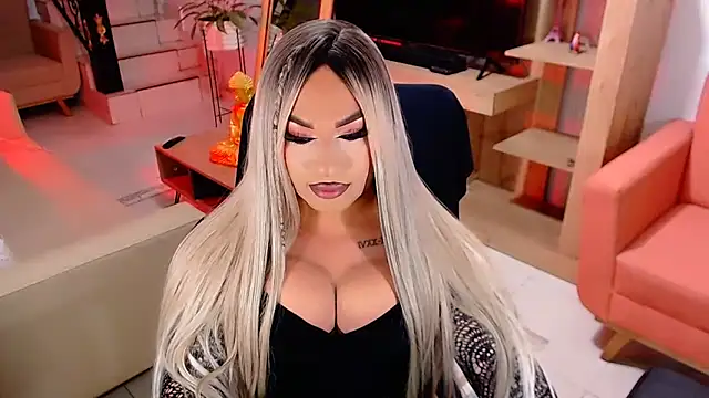 Snapshot of 9InchsPunisherXXX chatting on March 10, 2:06 am 9InchsPunisherXXX online show from March 10, 2:06 am