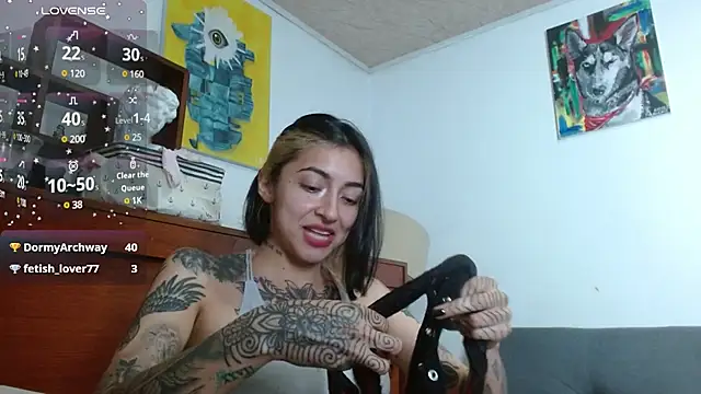 ZoeBakers  online show from March 12, 3:02 am