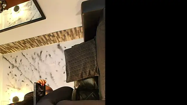 Snapshot of Sophie_LittleS chatting on November 12, 12:49 pm Sophie LittleS online show from November 12, 12:49 pm