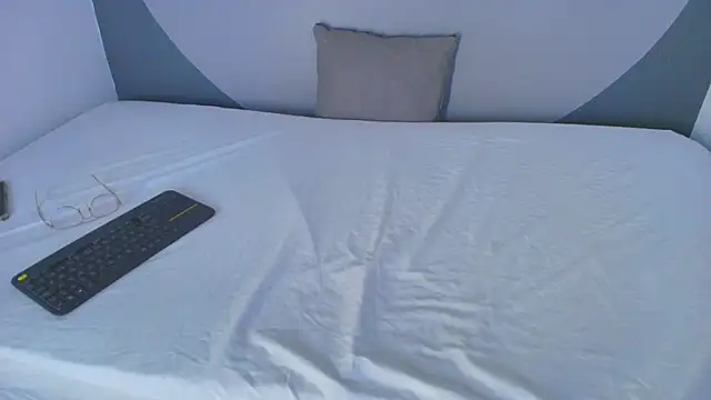 Snapshot of sarita_duque chatting on June 18, 11:58 am sarita duque online show from June 18, 11:58 am