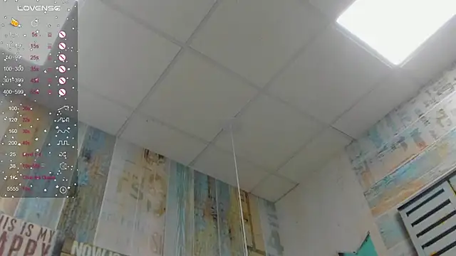 Snapshot of Isabela-Gomez chatting on December 11, 3:37 pm Isabela-Gomez online show from December 11, 3:37 pm