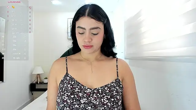 Snapshot of Paula_Desousa chatting on June 7, 4:22 pm Paula Desousa online show from June 7, 4:22 pm