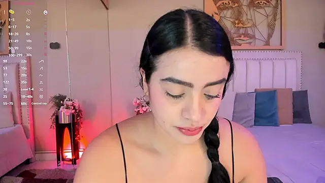 Snapshot of Paula_Desousa chatting on June 10, 7:35 pm Paula Desousa online show from June 10, 7:35 pm