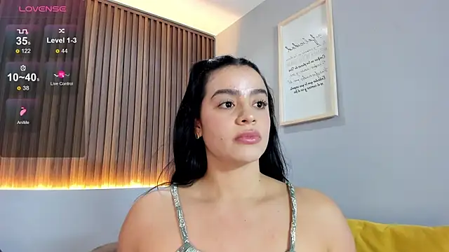 Paula Desousa online show from July 14, 7:30 pm