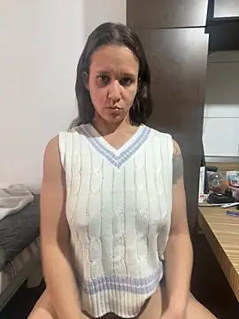 hotcookie28 online show from November 8, 8:51 pm