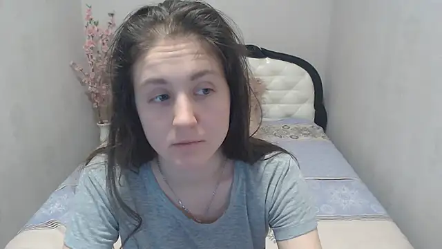 Snapshot of Holliy_Cooper chatting on February 5, 11:44 am Holliy Cooper online show from February 5, 11:44 am