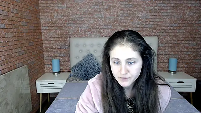 Snapshot of Holliy_Cooper chatting on February 10, 1:55 pm Holliy Cooper online show from February 10, 1:55 pm