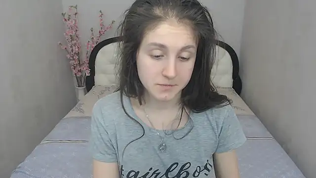 Snapshot of Holliy_Cooper chatting on March 6, 3:45 pm Holliy Cooper online show from March 6, 3:45 pm