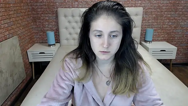 Snapshot of Holliy_Cooper chatting on September 30, 11:04 am Holliy Cooper online show from September 30, 11:04 am