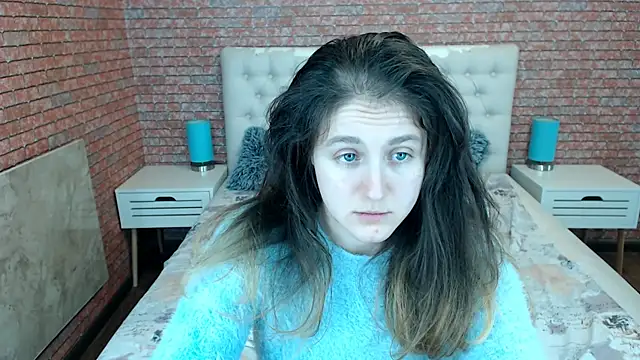 Snapshot of Holliy_Cooper chatting on October 25, 8:00 am Holliy Cooper online show from October 25, 8:00 am