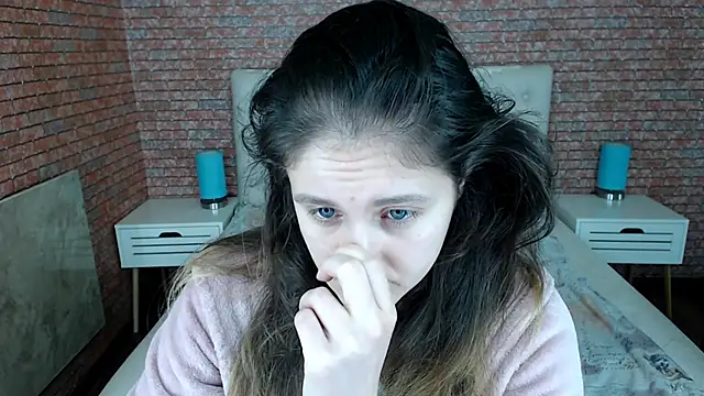 Snapshot of Holliy_Cooper chatting on November 25, 9:20 am Holliy Cooper online show from November 25, 9:20 am