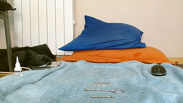 Snapshot of EXTREMSLAV chatting on February 21, 6:26 pm EXTREMSLAV online show from February 21, 6:26 pm