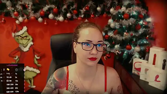 Snapshot of _Jane_Warren_ chatting on December 16, 9:35 am Jane Warren online show from December 16, 9:35 am
