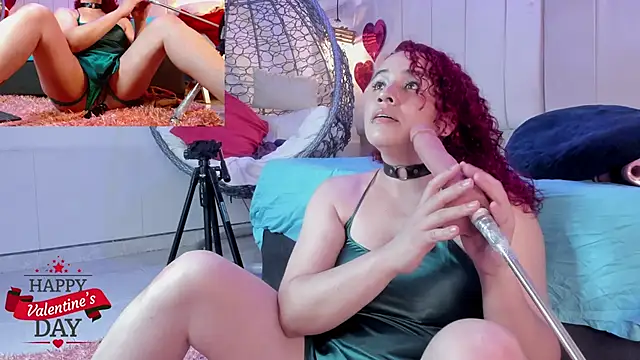 Snapshot of jade_swet chatting on February 19, 3:27 pm jade swet online show from February 19, 3:27 pm