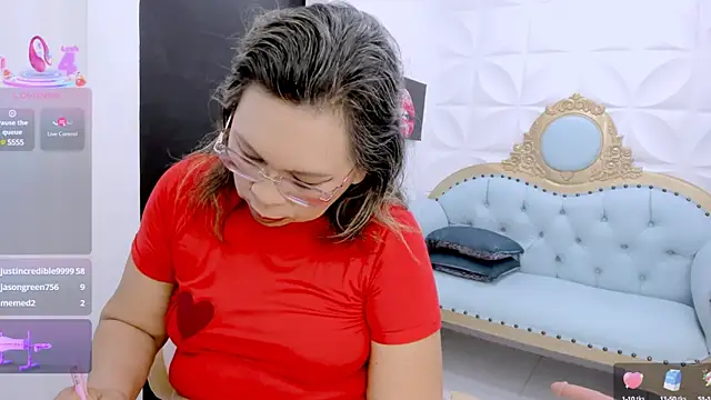 dianamilf online show from March 17, 12:30 am