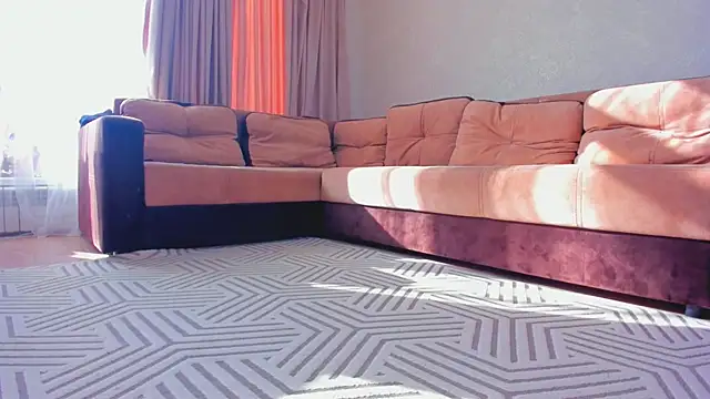 liloneforyou online show from January 26, 10:45 am