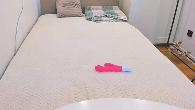 liloneforyou online show from February 1, 1:09 pm