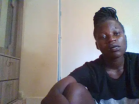 Snapshot of prettychic5 chatting on November 24, 12:38 pm prettychic5 online show from November 24, 12:38 pm