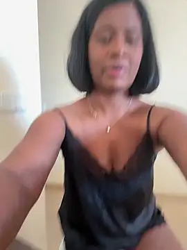 Snapshot of RoseMelanie chatting on September 14, 7:51 am RoseMelanie online show from September 14, 7:51 am