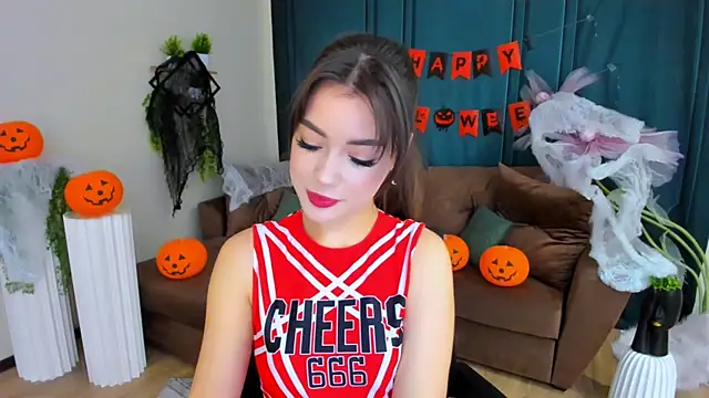 Snapshot of PutOnRepeat chatting on November 1, 1:07 am PutOnRepeat online show from November 1, 1:07 am