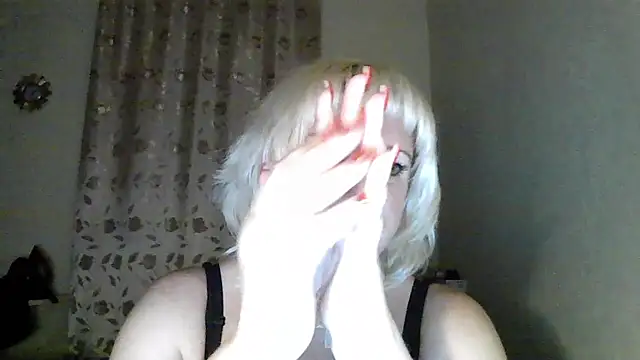 MeilomaWesa online show from September 17, 10:55 pm