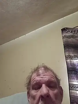 Snapshot of cmagic9 chatting on November 6, 4:30 pm cmagic9 online show from November 6, 4:30 pm