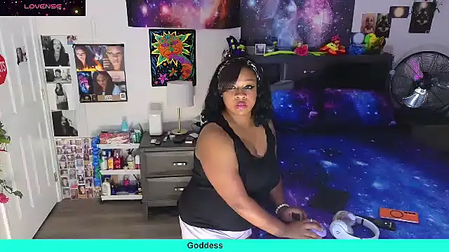 temptressbeauty24 online show from January 7, 10:23 pm