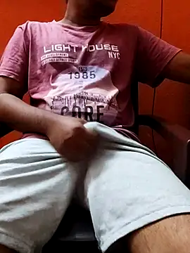 mrshine online show from February 13, 4:50 pm