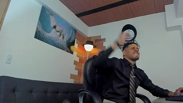 vincen jose online show from December 17, 2:44 am