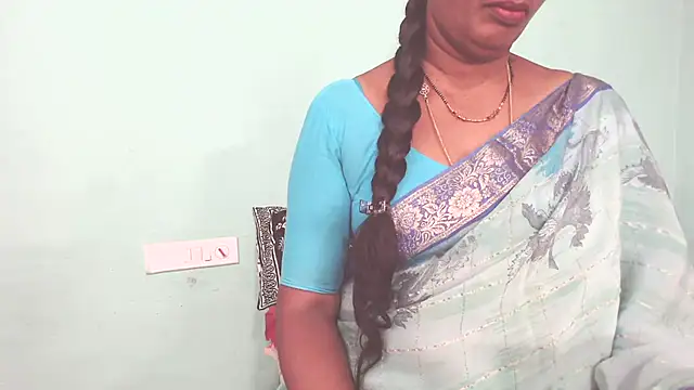 shrutitelugu69 online show from April 27, 5:11 pm