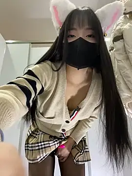 Snapshot of Asia-Lynn chatting on January 16, 10:53 am Asia-Lynn online show from January 16, 10:53 am