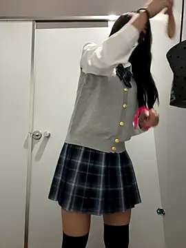 Snapshot of Asia-Lynn chatting on November 10, 10:36 am Asia-Lynn online show from November 10, 10:36 am