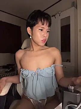 Snapshot of Plaxtique chatting on January 7, 7:27 pm Plaxtique online show from January 7, 7:27 pm